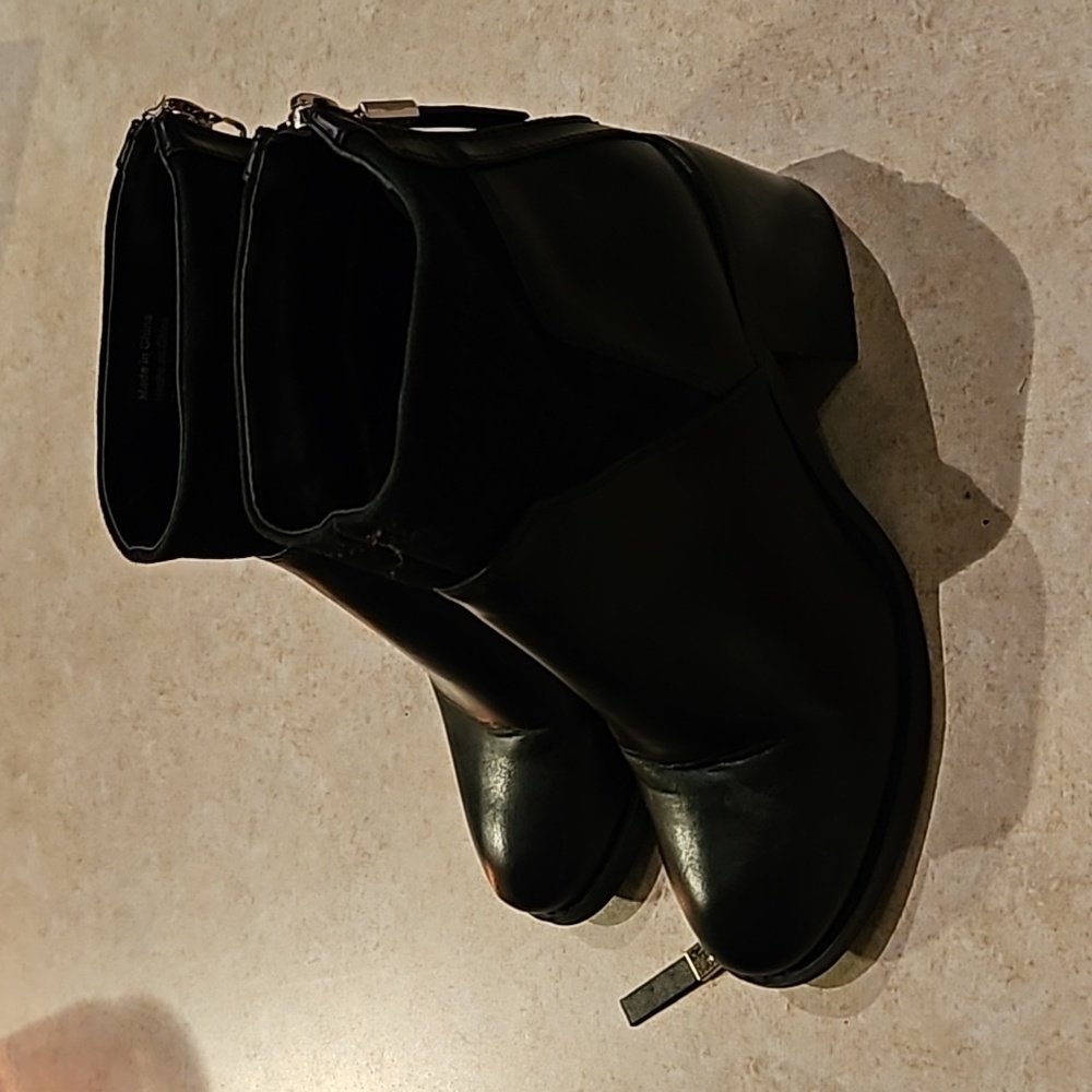 Call it Spring Booties - Picture 2 of 4